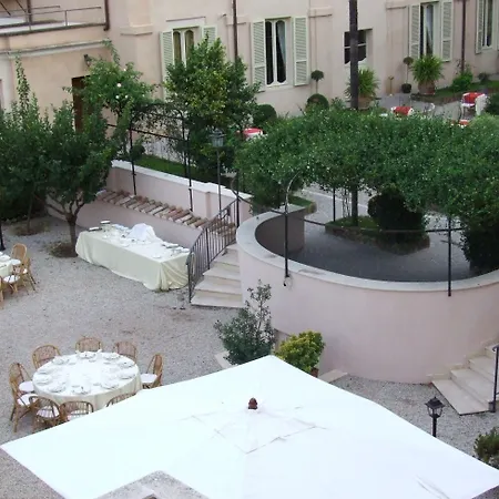 Donna Camilla Savelli - Vretreats Hotel 4*