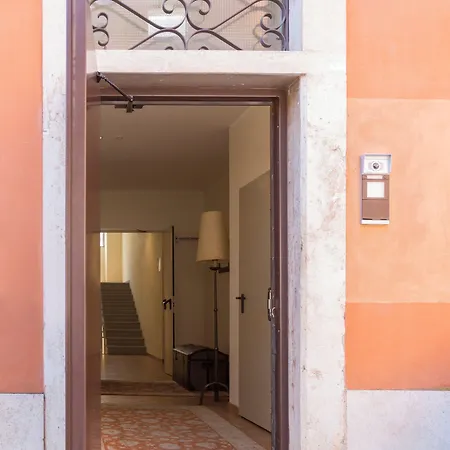 Donna Camilla Savelli - Vretreats 4* Rome