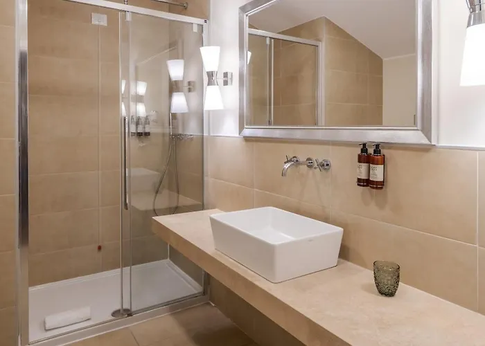 Donna Camilla Savelli - Vretreats 4*