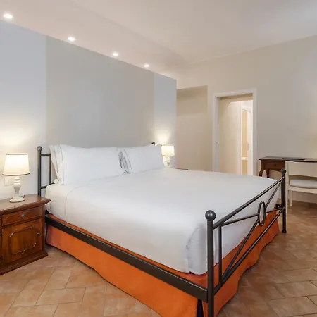 Donna Camilla Savelli - Vretreats Hotel