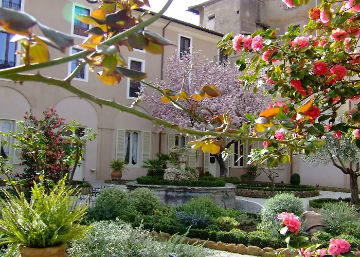 Donna Camilla Savelli - Vretreats Hotell Rom