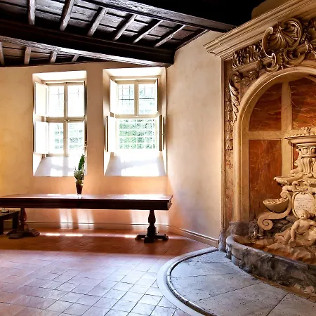 Donna Camilla Savelli - Vretreats מלון 4*