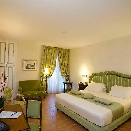 מלון Donna Camilla Savelli - Vretreats 4*