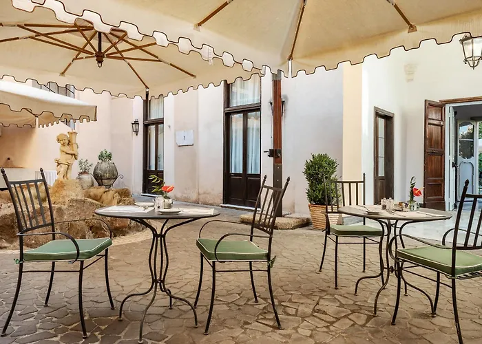 Hotel Donna Camilla Savelli - Vretreats Rome